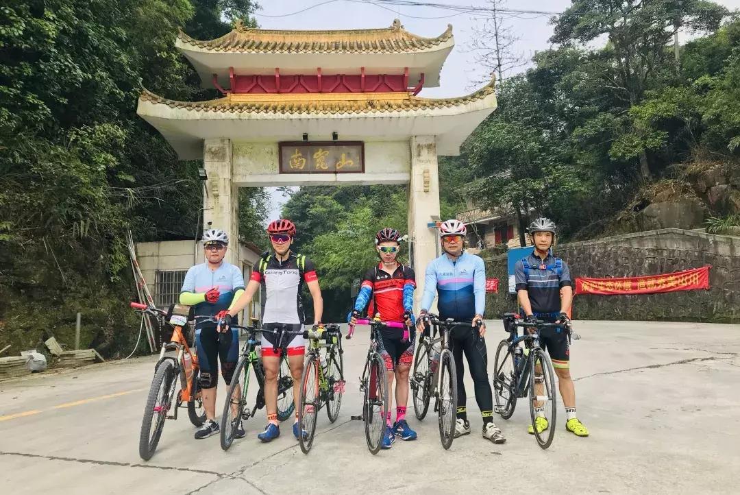 痛风病人的经历,痛风患者治疗经验