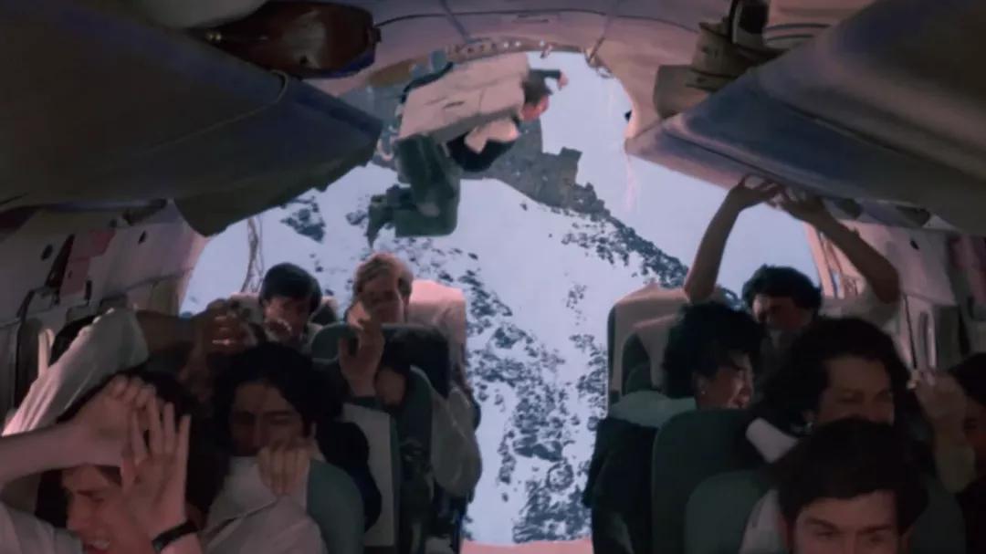 一场必死无疑的空难16位幸存者,一场轰动世界级空难