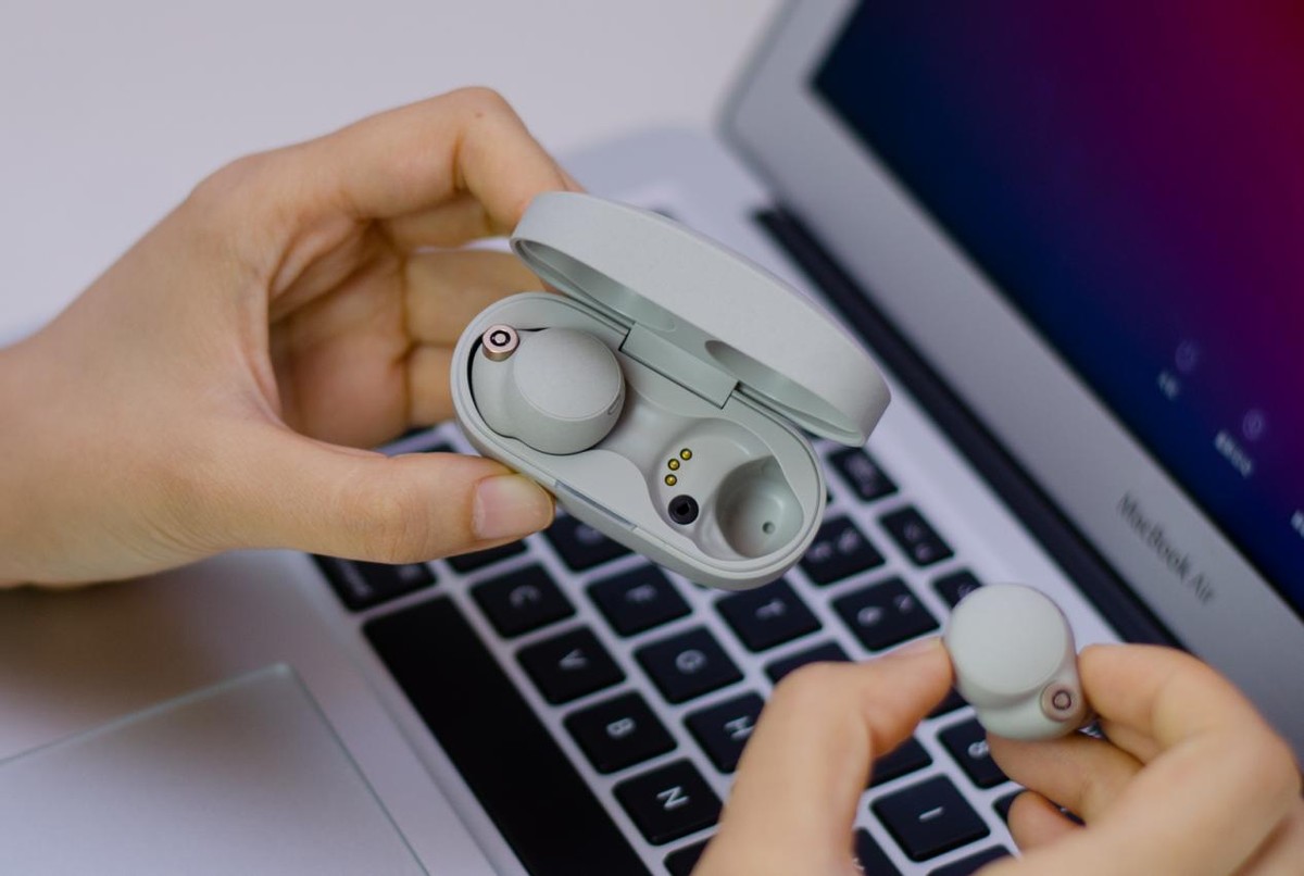 真无线降噪耳机头戴,真无线降噪耳机300左右