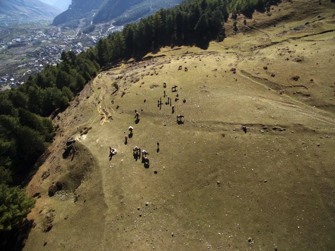 适合新手的人生第一座雪山,人生中的第一座雪山应该爬哪里