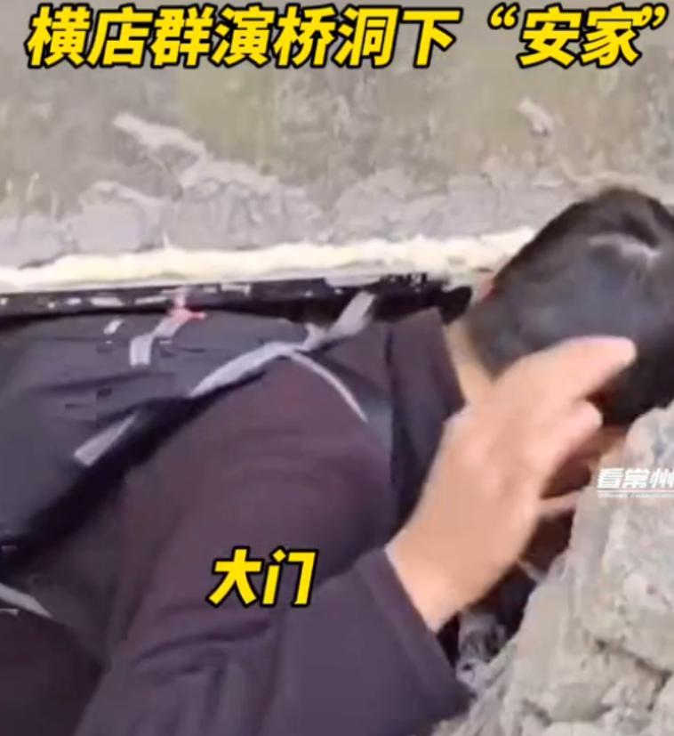 横店群演拜王宝强和赵丽颖,横店群演以王宝强激励自己