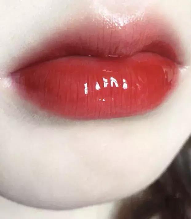 比MAC还开挂？！7个小众平价彩妆品牌，美炸不撞脸