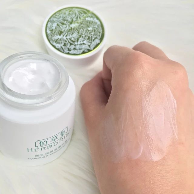 面霜推荐排行榜第一名干皮敏感肌,男士秋冬油皮公认最好的面霜