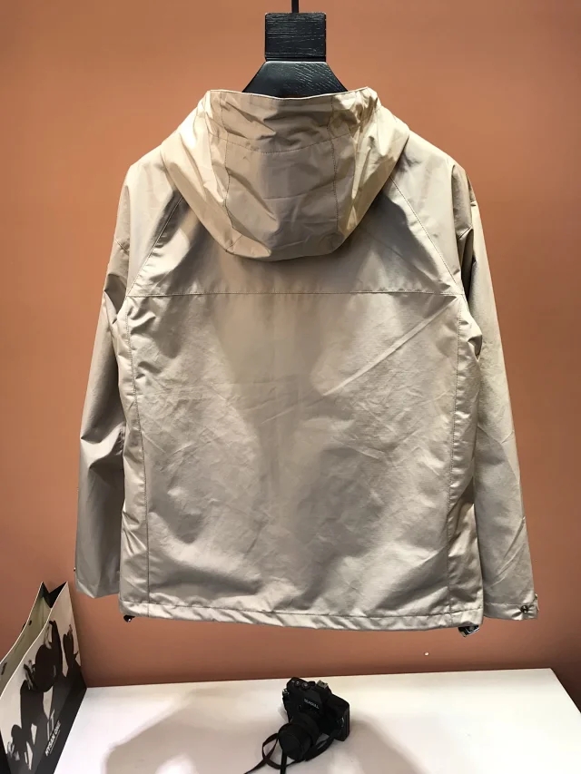 巴宝莉风衣好穿么,香港巴宝莉风衣