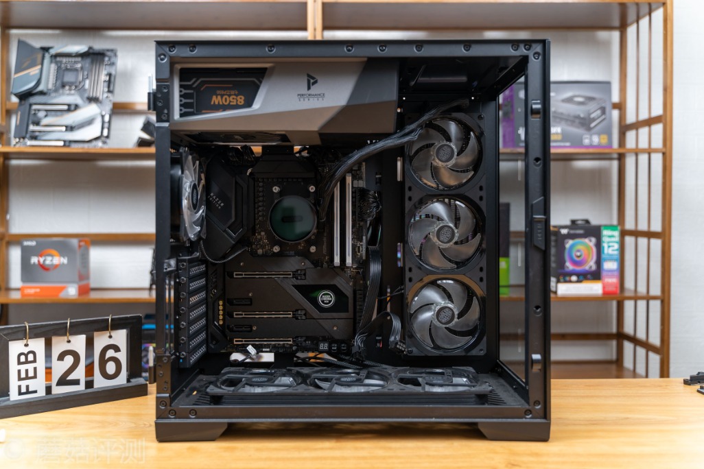 技嘉b550大雕主板评测,华擎x570太极雷蛇怎么样