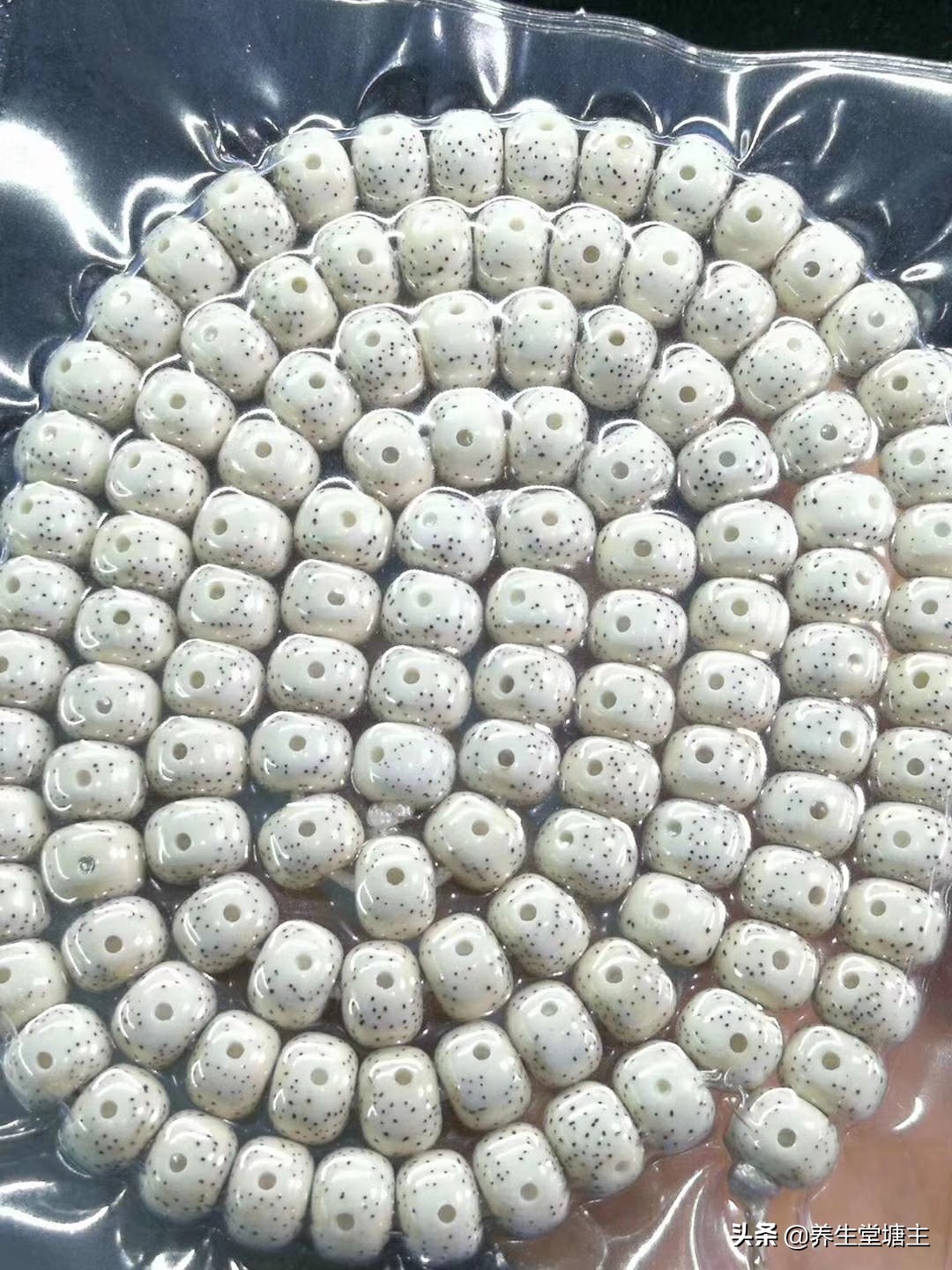 原生态顺白星月菩提的盘玩方法,星月菩提108颗怎么盘出花样