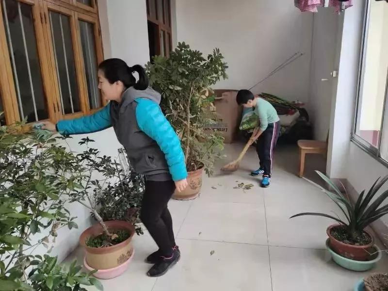 省妇联助力疫情防控,下沉红旗社区助力疫情防控