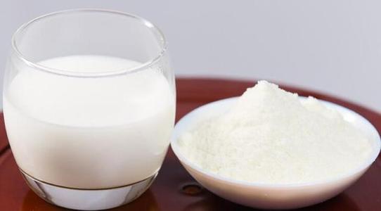 狗狗有必要喝羊奶粉吗,狗狗喝羊奶粉好还是羊奶好