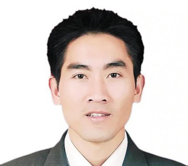 背着母亲上学的刘秀祥现状,捡破烂考上大学的刘秀祥现状