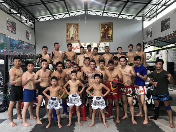 中国小伙在泰国拳馆,泰国开拳馆的中国人