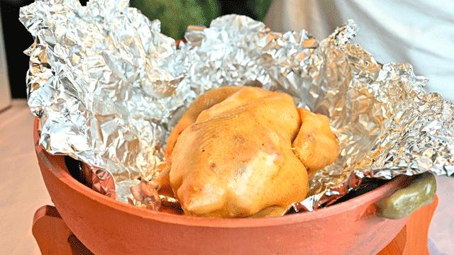 古法盐焗鸡爽爆了,传统盐焗鸡爆汁呈现