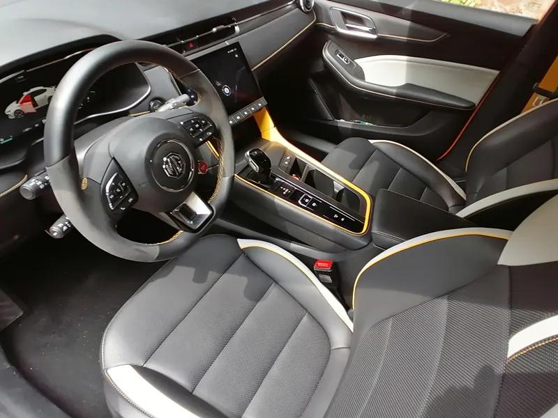 名爵mg6pro下赛道,沉浸式试驾名爵mg6pro自动旗舰版