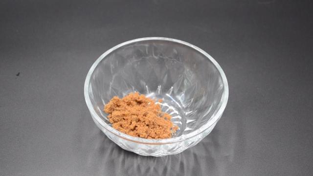 灭蟑螂最有效的方法红糖和香蕉,白糖驱蟑螂最有效的方法