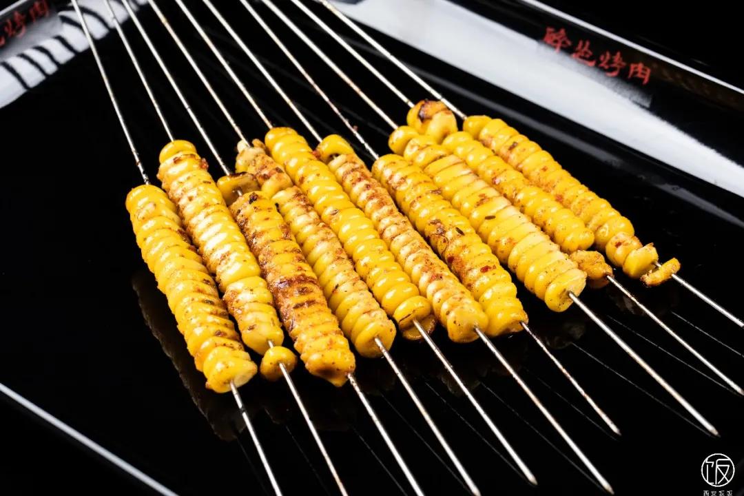 能看到钟楼的美食,看见钟楼的西安美食