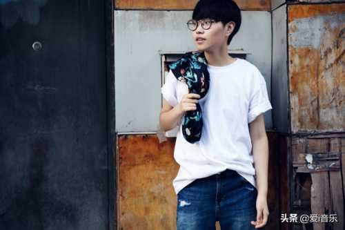 日推丨原创95后女歌手徐海俏