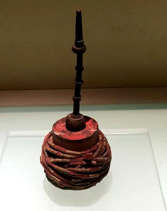 曾侯乙弹簧器干嘛用的,曾侯乙墓出土的金弹簧器