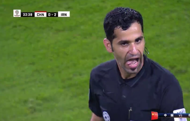 亚洲杯争议判罚,亚洲杯国足0-0塔吉克斯坦争议判罚