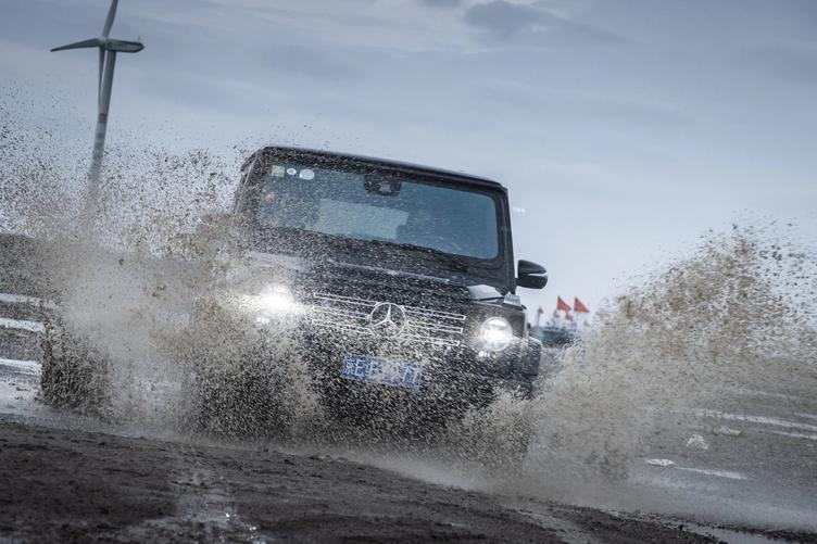 陈震奔驰g500试驾视频,13款奔驰g500试驾视频