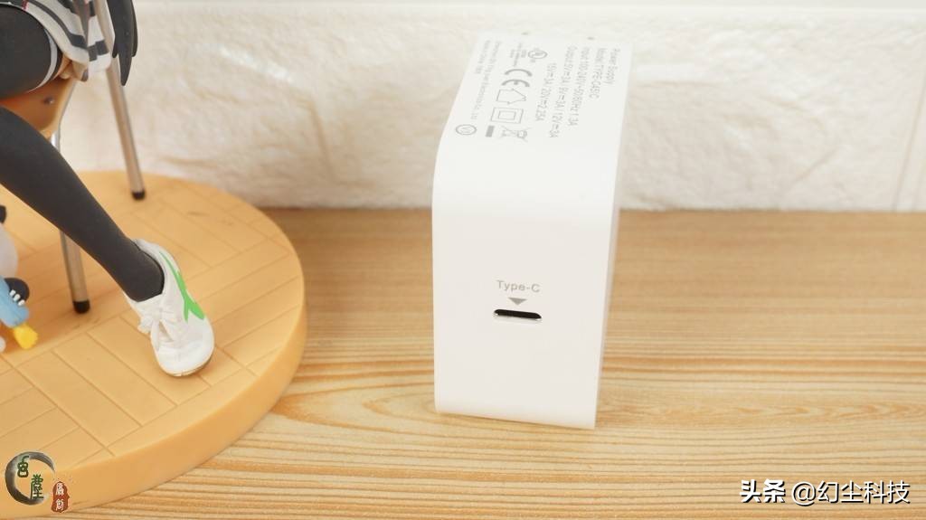 xtar18650锂电池充电器使用说明,xtar18650锂电充电器