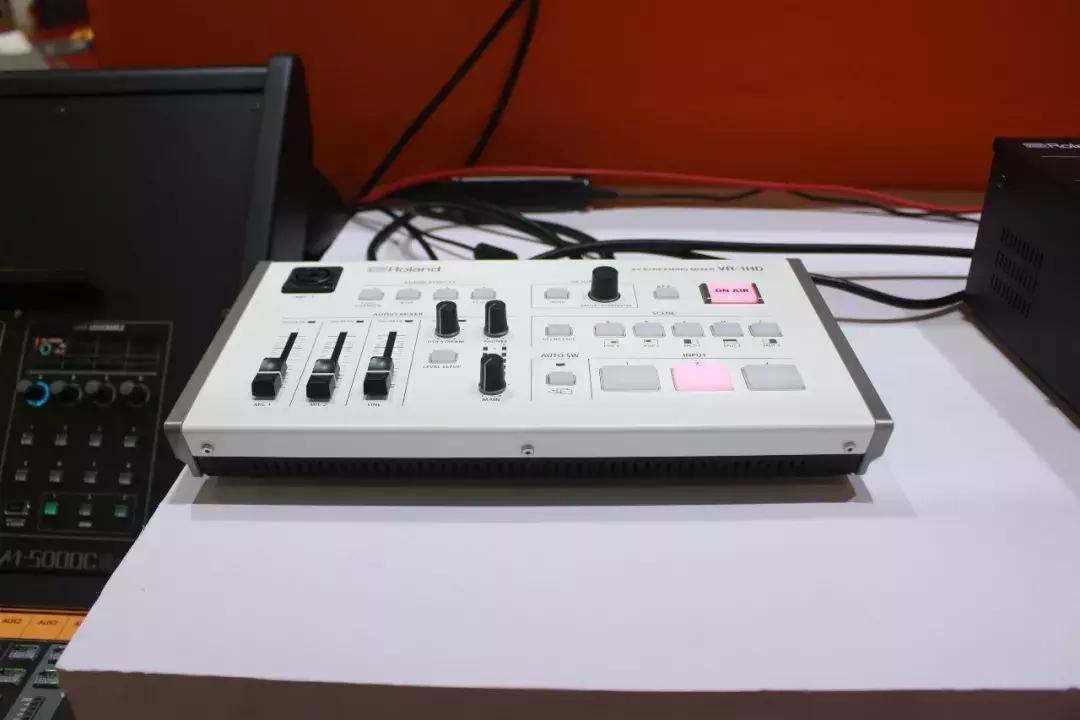 国内外品牌齐使浑身解数GETshow首日直击音频产品