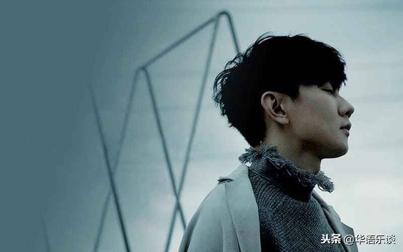 林俊杰背对背拥抱带歌词,林俊杰背对背拥抱杨幂