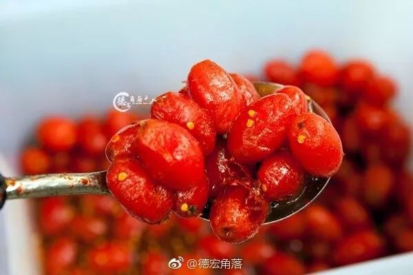 一处小众目的地！这里有酸汤辣子蘸出来的美味，吃一口就丢魂！