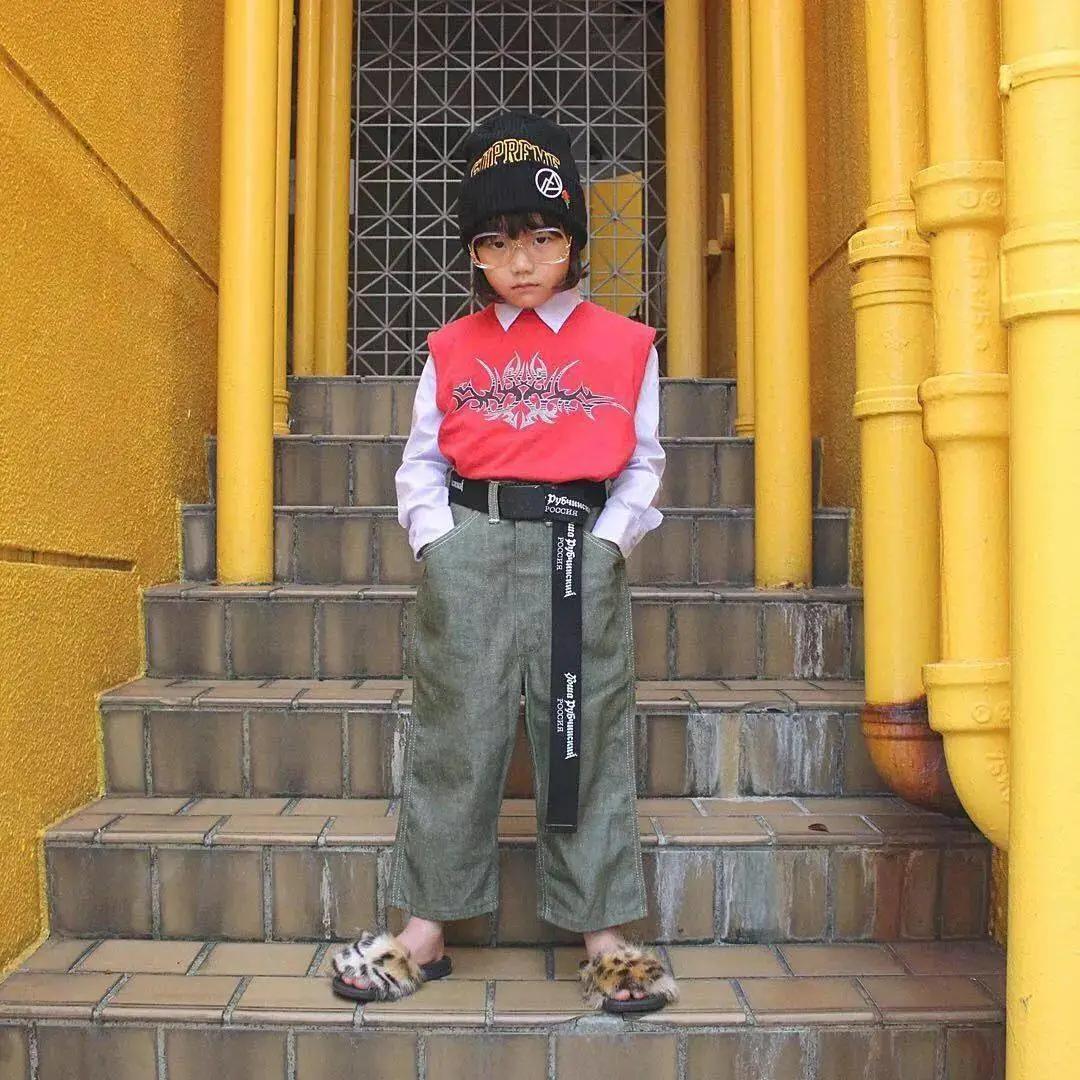 女版GD潮过陈冠希女儿？月入十万萌娃靠穿搭火爆ins