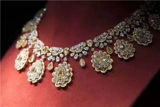 几十件天价珠宝被盗,震惊世界的珠宝盗窃案