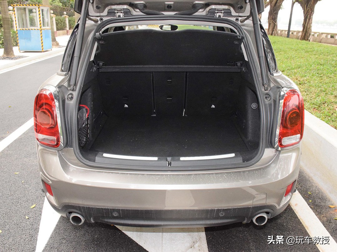 15万合资suv首选想要高颜值就选它,30万买中型suv选这三款不会错