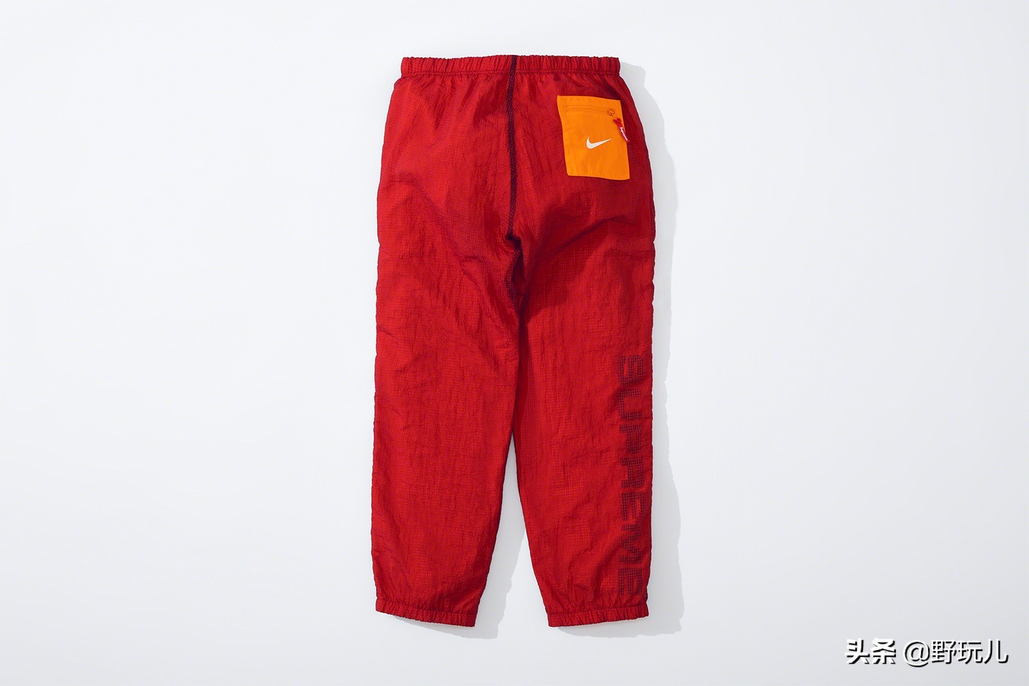 耐克supreme联名两面穿,nikexsupreme双面夹克