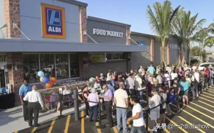 德国这家杂货铺，竟然干翻沃尔玛，把店开到美国，成为德国首富