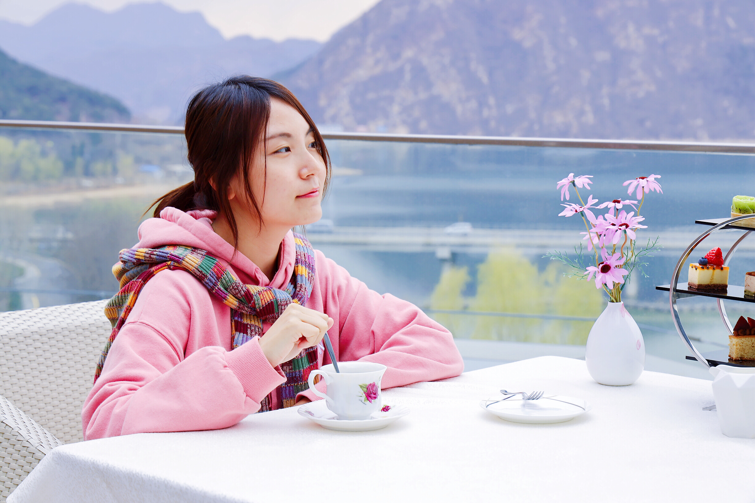 倚山傍水好地方,倚山傍水