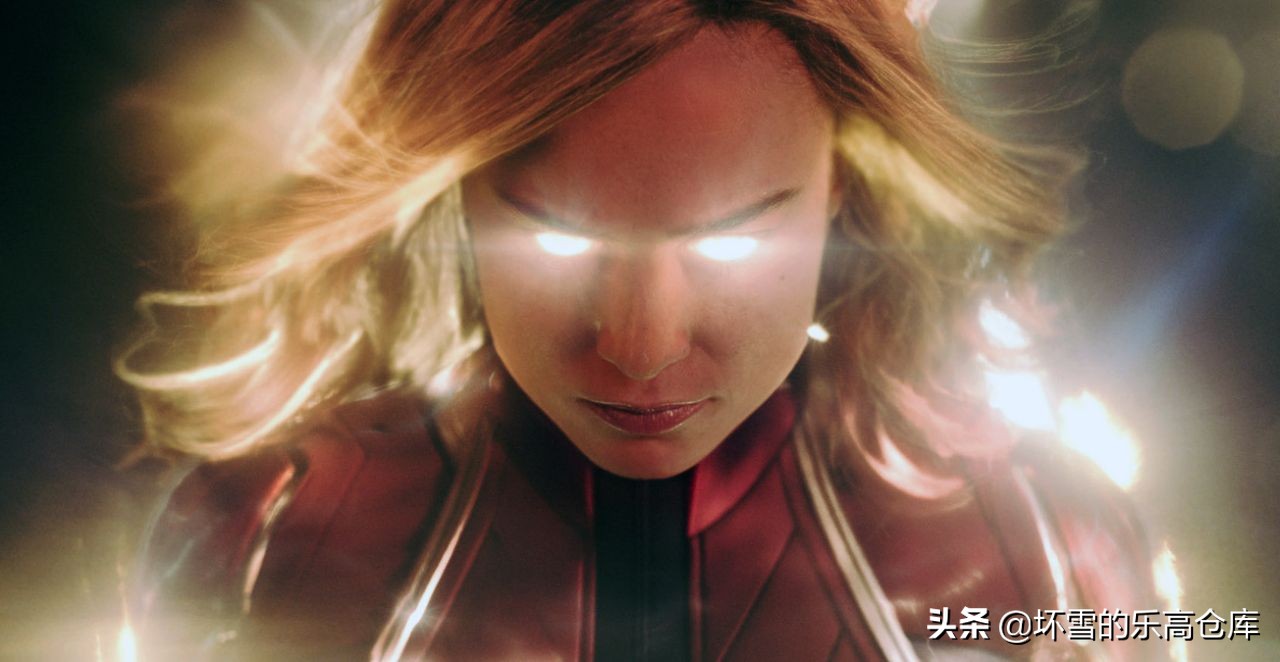 惊奇队长噬元兽,惊奇队长噬元兽吞了宇宙魔方