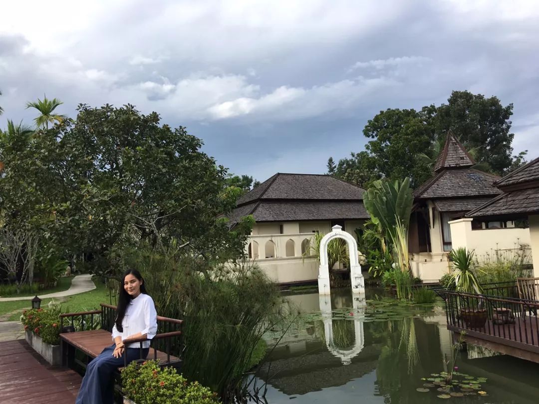 二代埃尔法现在价格马来西亚,我从美国到中国来怎么说