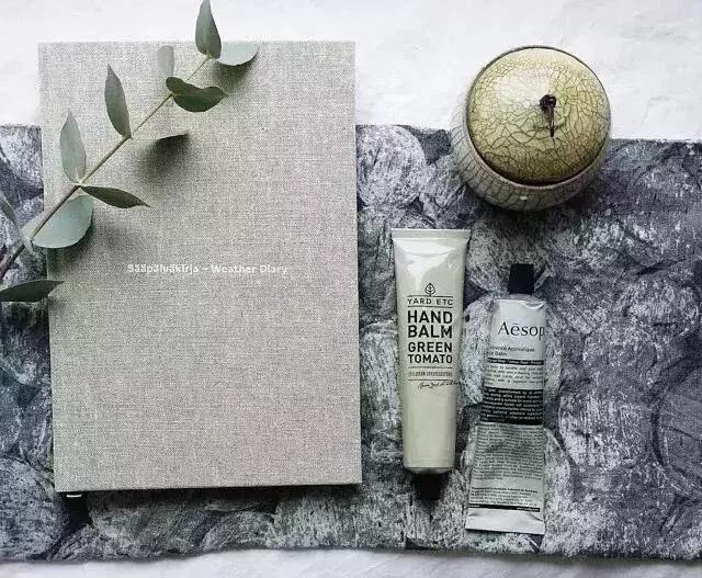 虽然脸蛋值千金，可别让双手出卖了你的生活状态