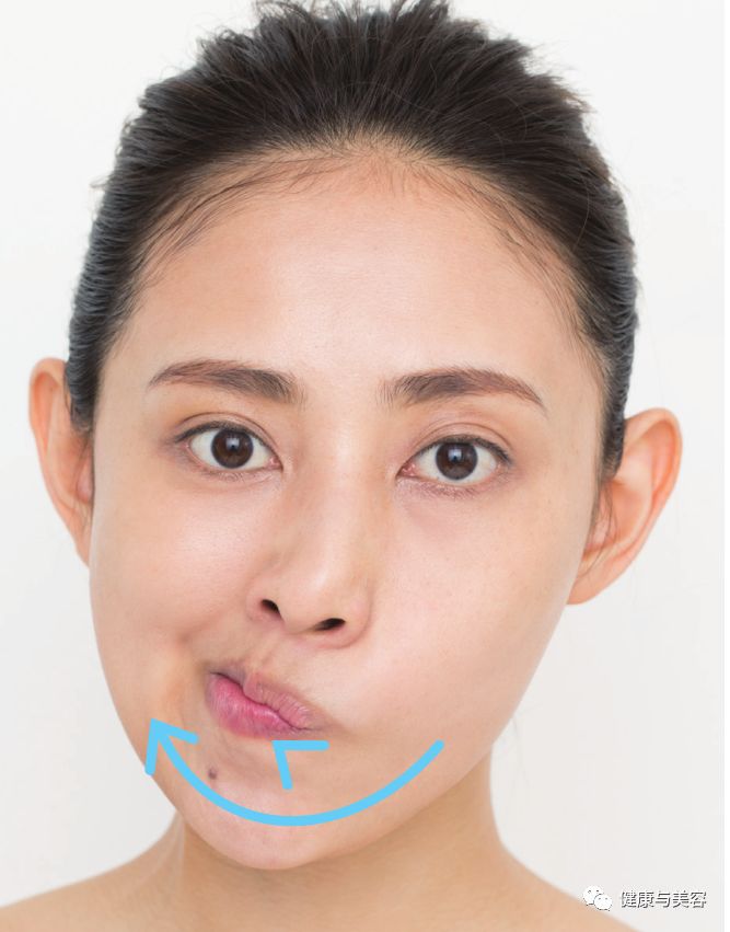薛凯琪法令纹,薛凯琪保养秘诀每天敷面膜