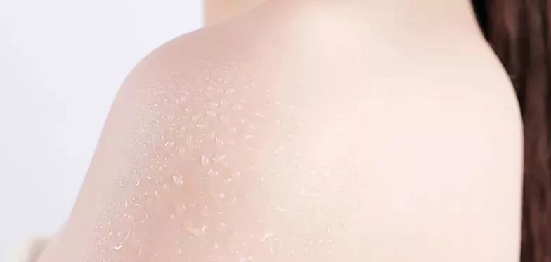 保湿的身体乳公认最好用,抹了身体乳皮肤干燥起皮