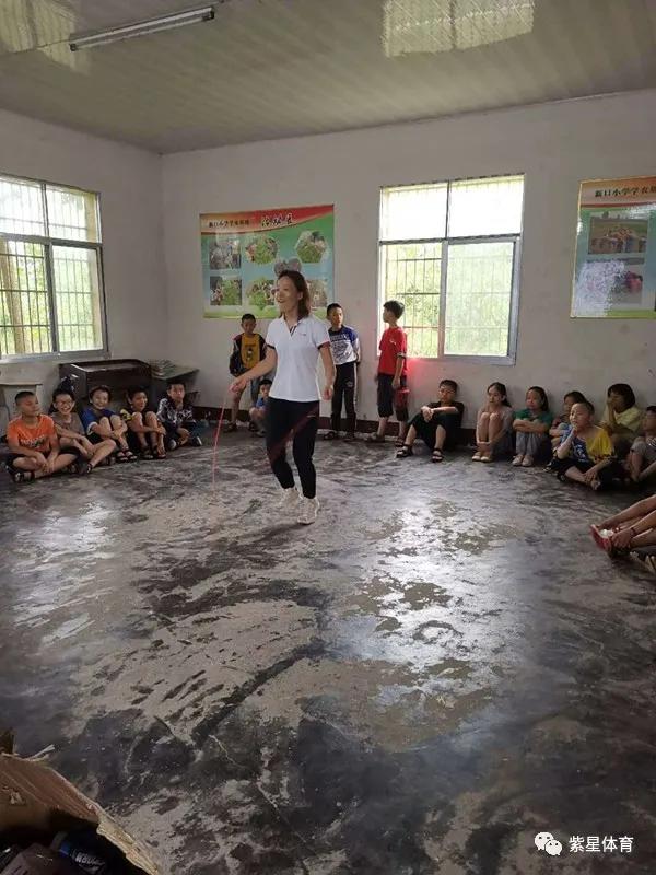 圆梦足球,公益足球课走进乡村学校