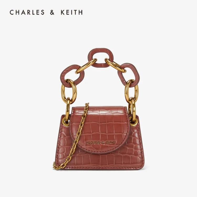 女生都应该有一款小ck,适合男生的小ck