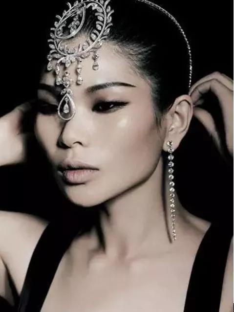 吕燕这么丑为何会成为超模,名模吕燕的长相