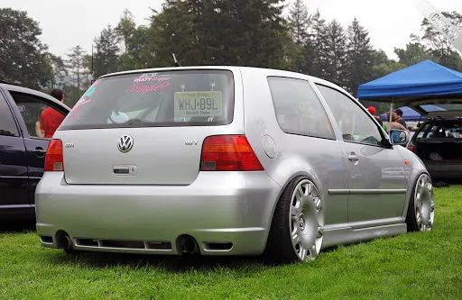 普通车如何改轮圈 (汽车可以改轮圈样式吗)