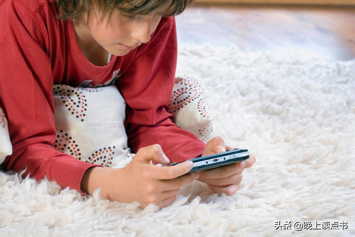 当你沉迷游戏时到底沉迷什么,当你沉迷于游戏世界的时候