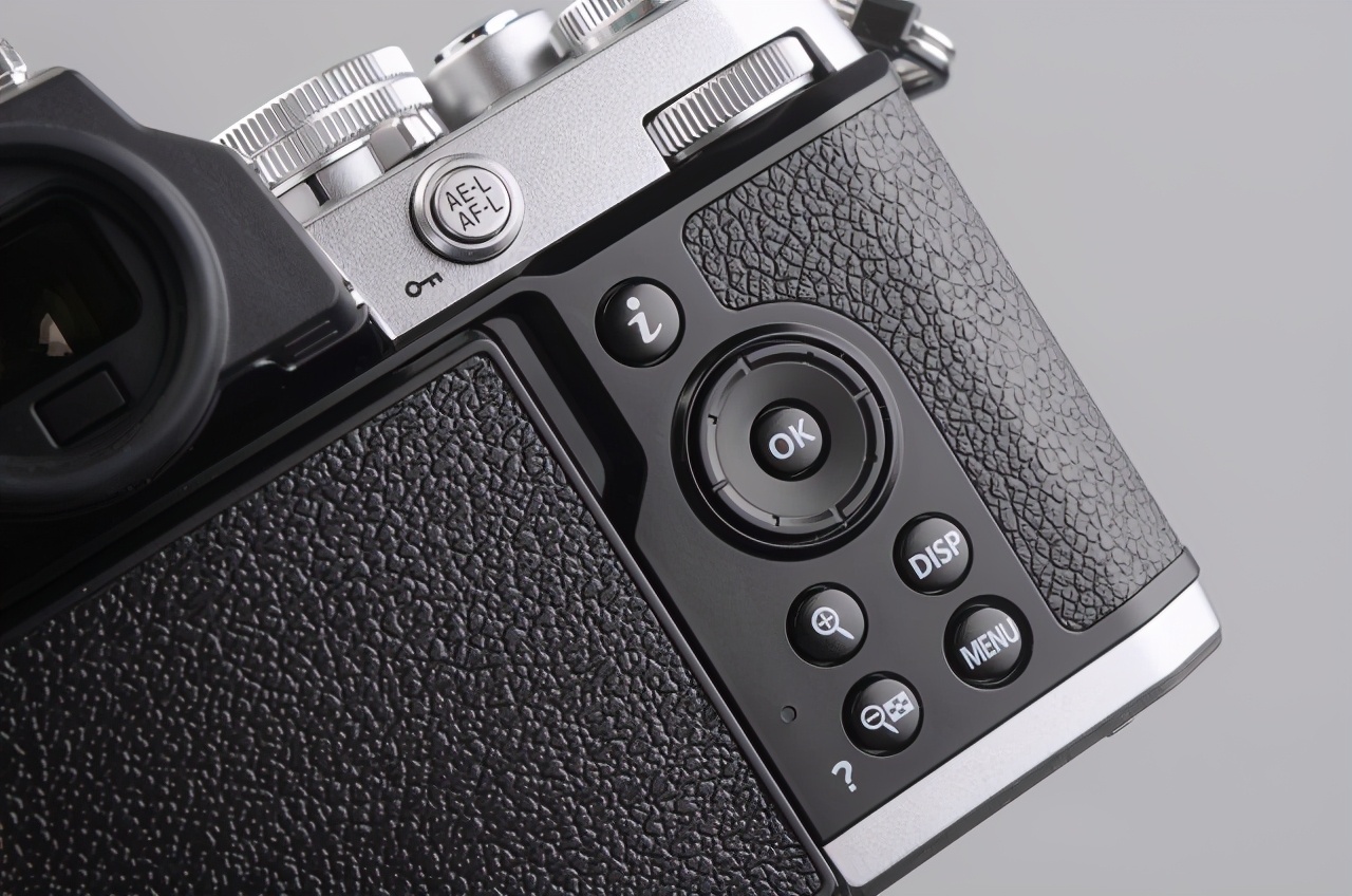 尼康zfc真实测评,尼康zfc复古拍人像