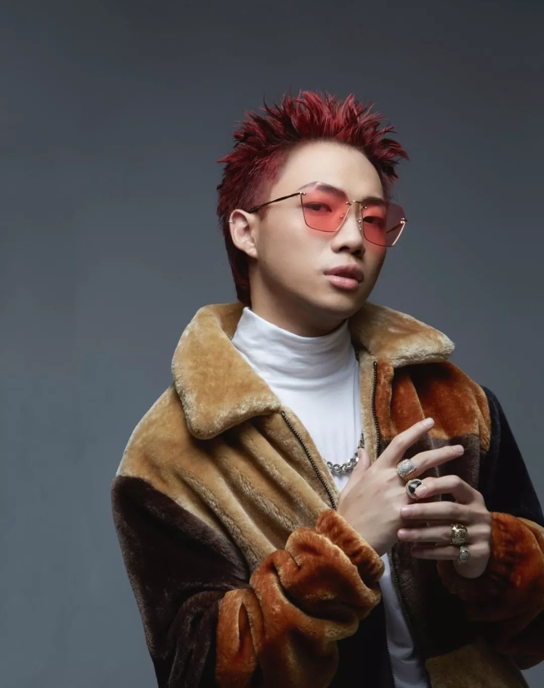 没有什么能比登陆草莓星球，更能唤醒春困的灵魂了