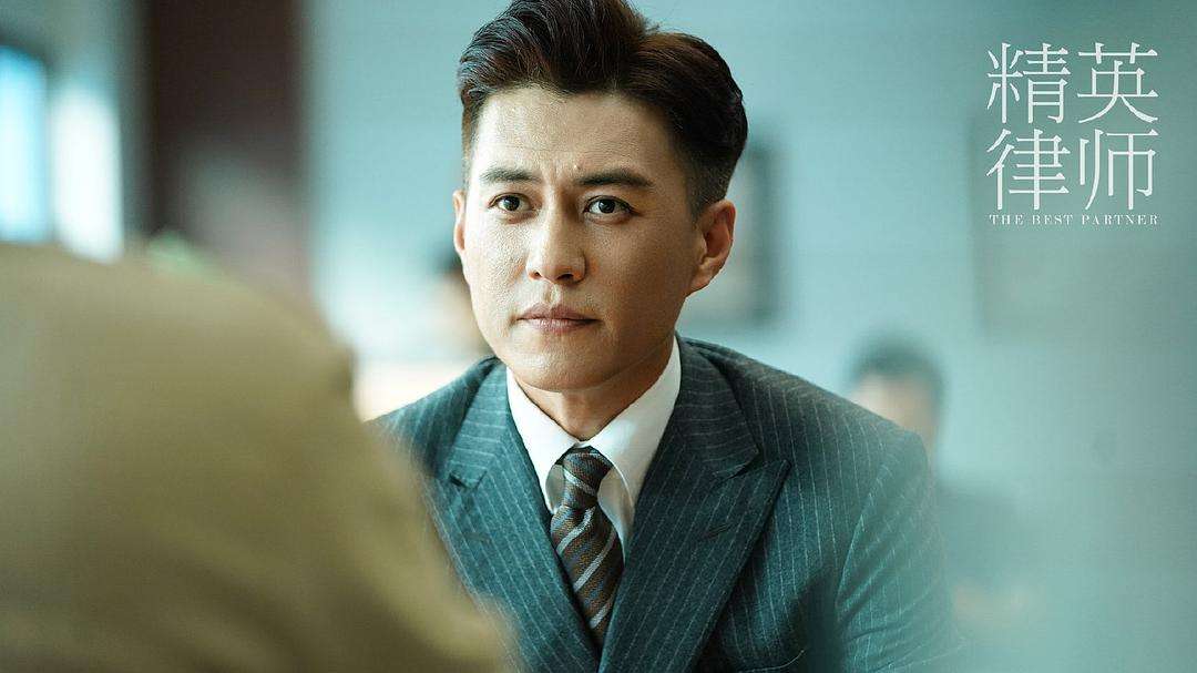 她14岁走红,她14岁因美貌红遍全球