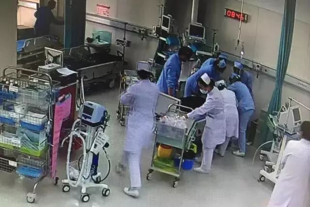 在苏州月薪一万的普通人,在苏州年薪30万税后多少