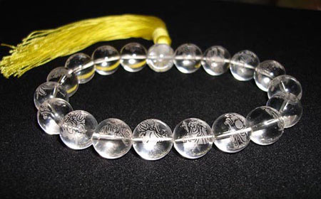 戴什么水晶对皮肤好,水晶适合什么季节戴