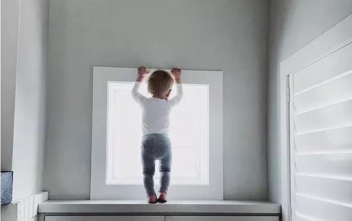 孩子17岁学习压力大掉头发怎么办,男孩头顶秃怎么挽救