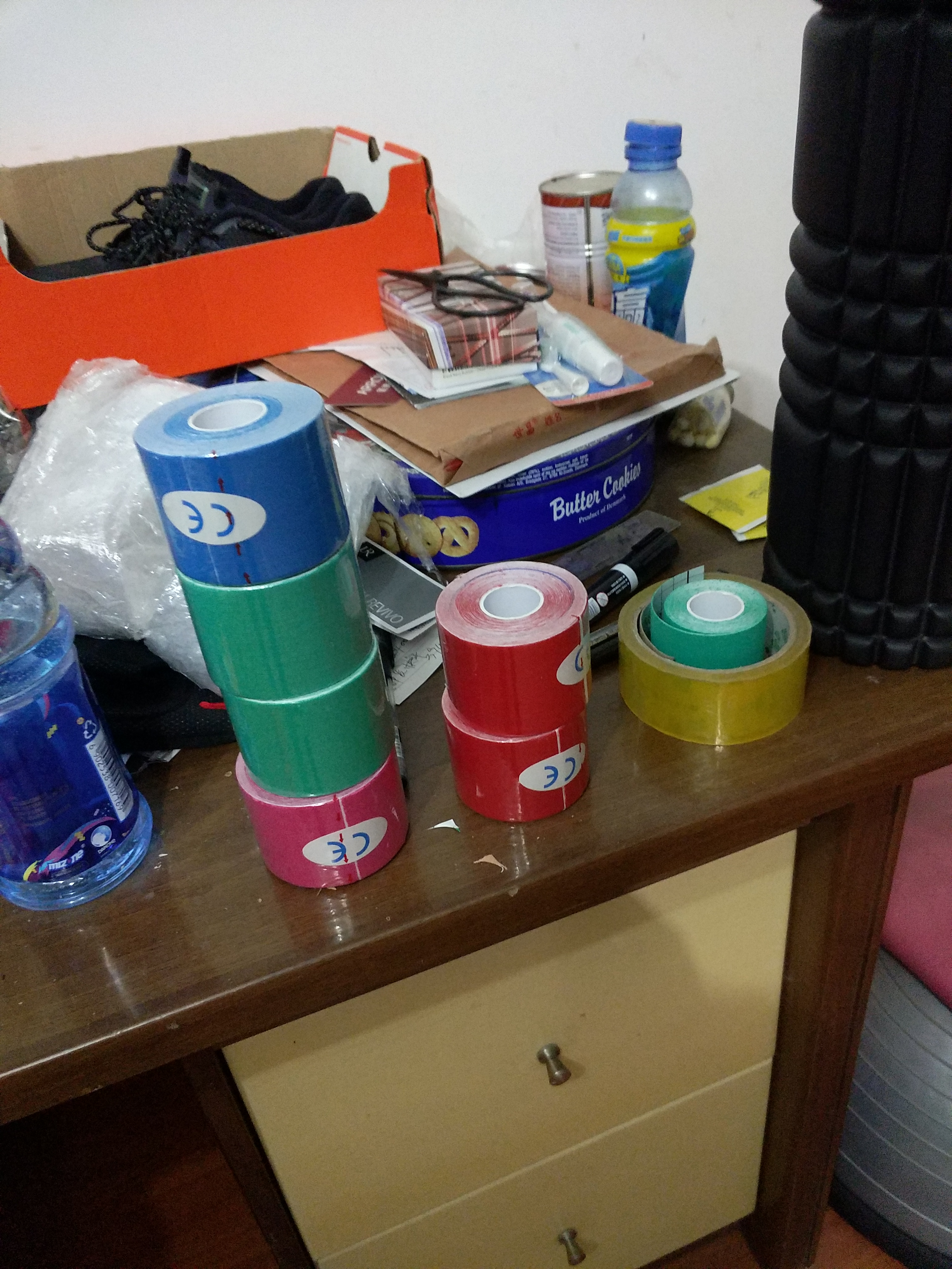 篮球缓解膝盖疼痛的肌贴,篮球膝盖理疗器