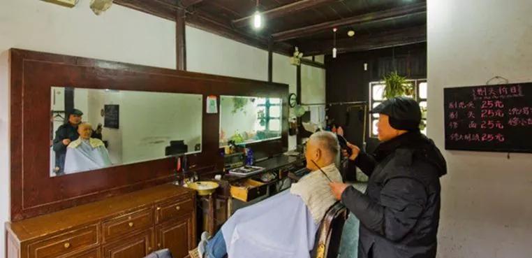 乌镇现在还值得去吗,乌镇是否值得去